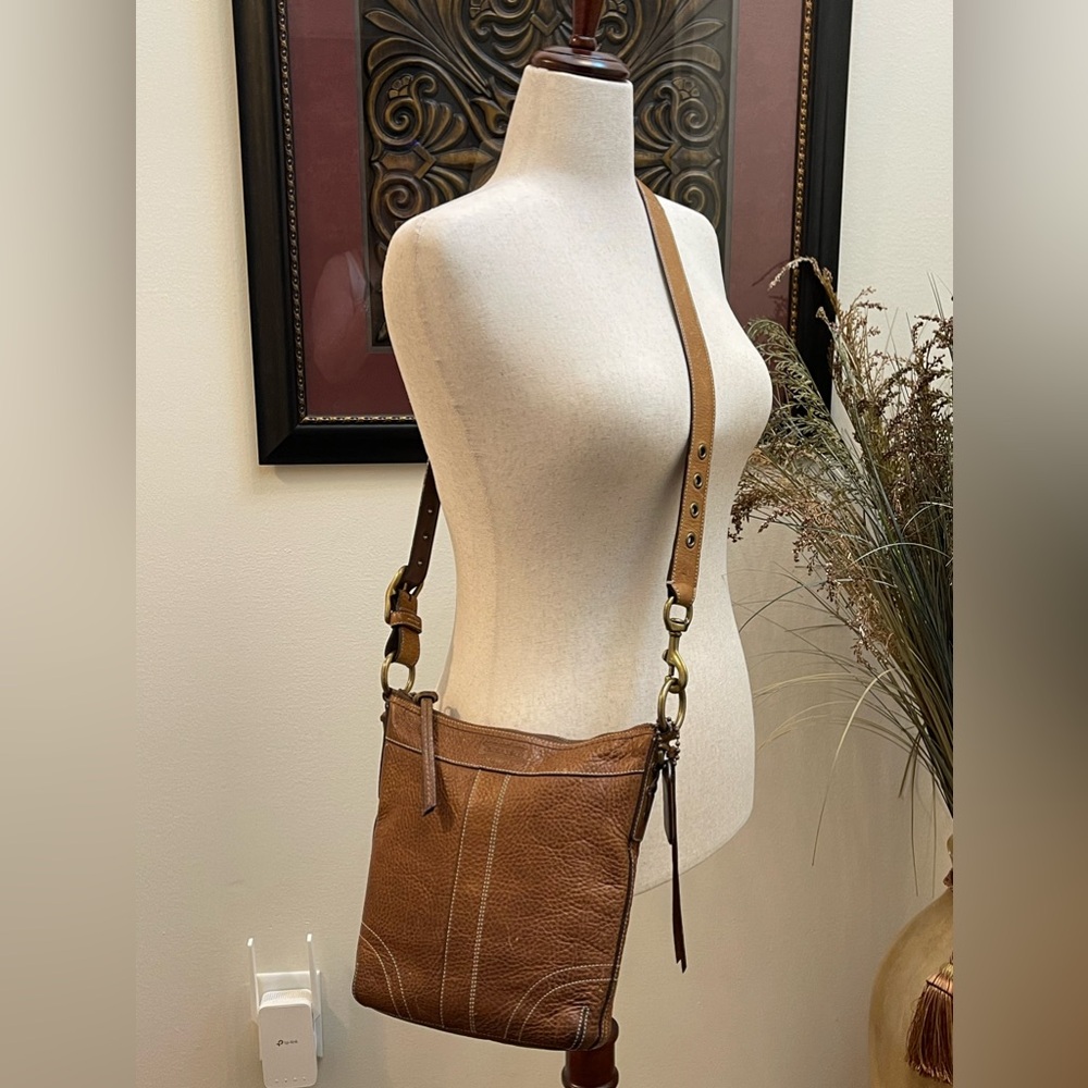 Vintage Coach F06S-10398 Pebble Leather Crossbody/Shoulder Bag - EUC